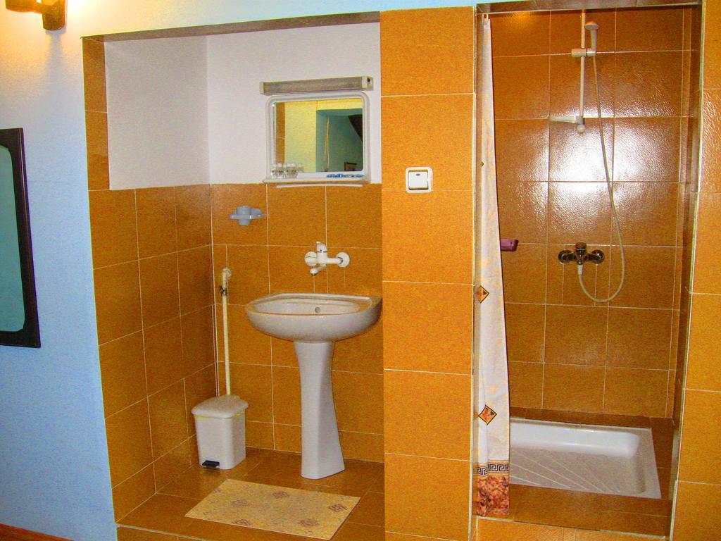 Amfora Rooms Caribrod Dimitrovgrad Rom bilde