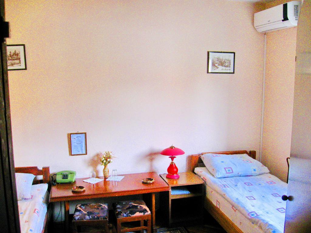 Amfora Rooms Caribrod Dimitrovgrad Rom bilde